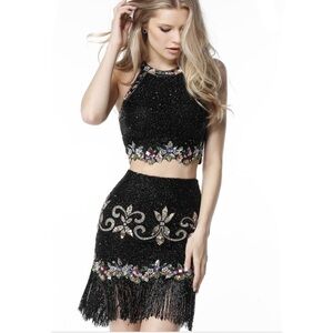 SHERRI HILL Black Two Piece Beaded Halter Top Floral Fringe Skirt Size 12 51476